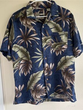 Batik Bay 100% Silk Hawaiian Shirt Men’s Medium Blue Tropical Button Up